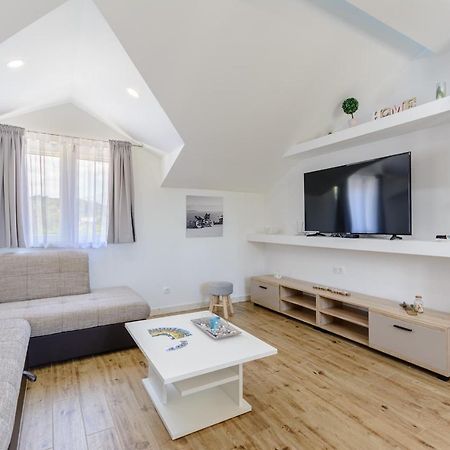 Apartment Darka 1 Sumartin Eksteriør billede